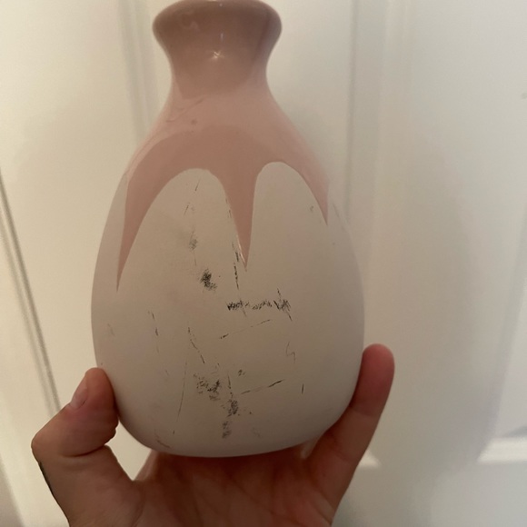 Vase - Picture 2 of 3